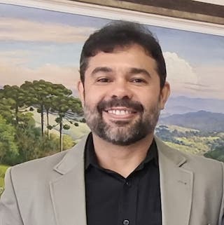 Felipe Amorim (UNESP, Brazil)
